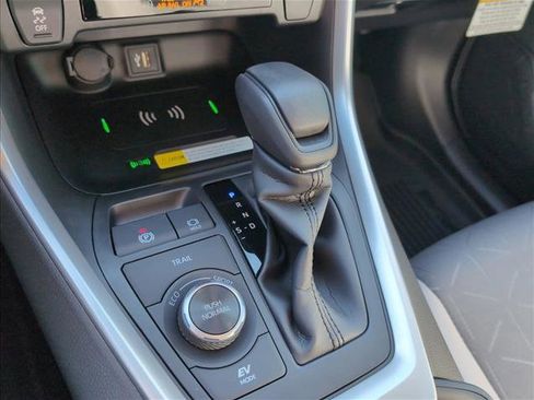 New 2025 Toyota RAV4 XLE image 15