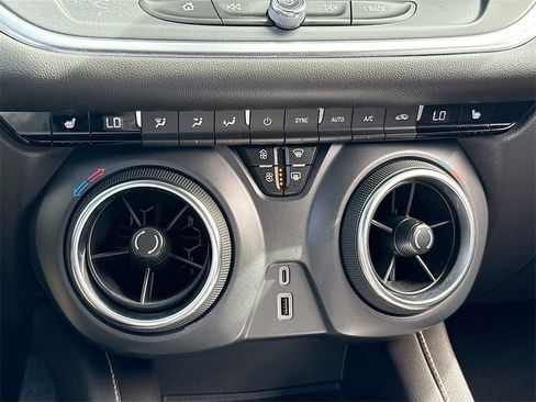 Used 2024 Chevrolet Blazer LT image 14