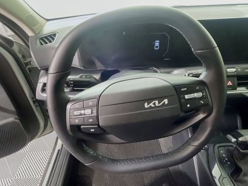 Used 2025 Kia K4 EX FWD image 12
