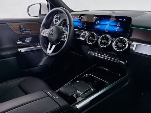 Certified 2023 Mercedes-Benz GLB 250 image 16