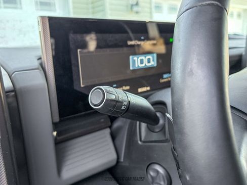 Used 2025 GMC Hummer EV 2X AWD/4WD image 58