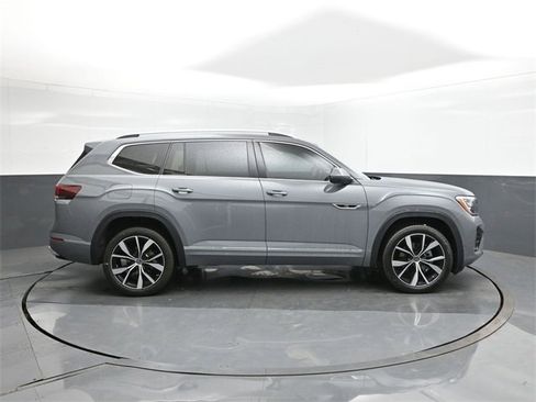 New 2025 Volkswagen Atlas SEL Premium R-Line image 26