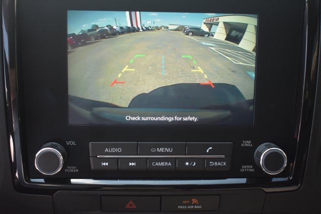 Used 2022 Nissan Frontier SV RWD image 23