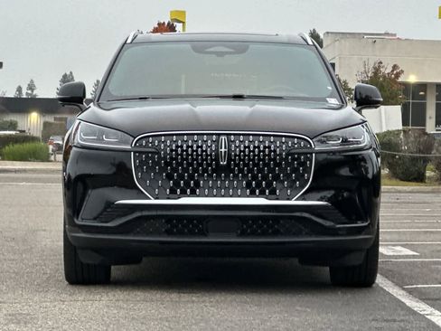 New 2026 Lincoln Aviator Reserve image 11