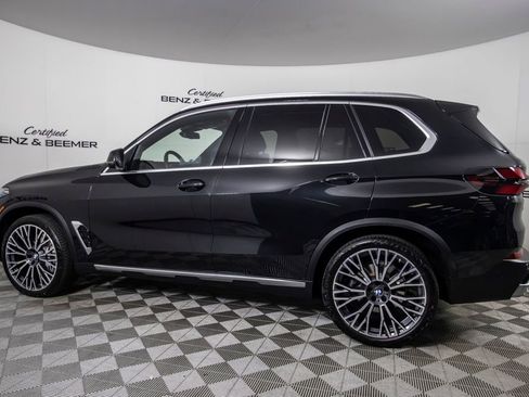 Used 2025 BMW X5 xDrive40i w/ Parking Assistance Package AWD/4WD image 13