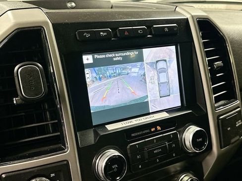 Used 2019 Ford F150 Lariat w/ Equipment Group 502A Luxury image 16