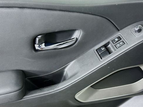 Used 2024 Nissan Frontier SV w/ SV Convenience Package image 15