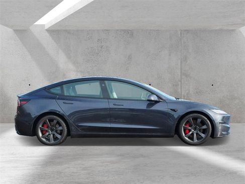 Used 2024 Tesla Model 3 Performance image 2