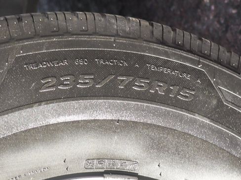 Used 2018 Nissan Frontier S image 40