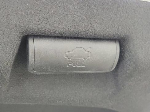 Used 2019 Kia Optima S FWD image 8