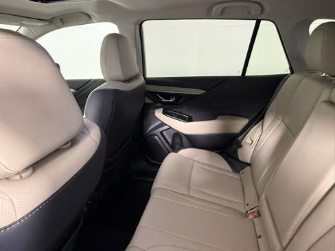 Used 2025 Subaru Outback Limited image 42