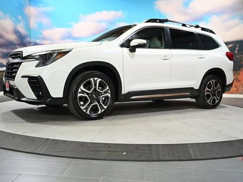 Used 2023 Subaru Ascent Limited AWD/4WD image 4