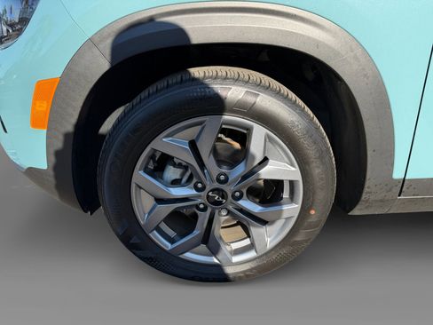 Used 2024 Kia Seltos S image 9