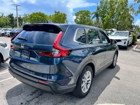 Used 2025 Honda CR-V EX image 6