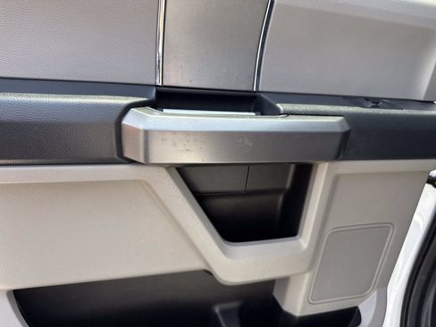 Used 2022 Ford F250 XLT w/ XLT Premium Package AWD/4WD image 21