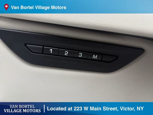 Used 2020 Jaguar XE S image 15