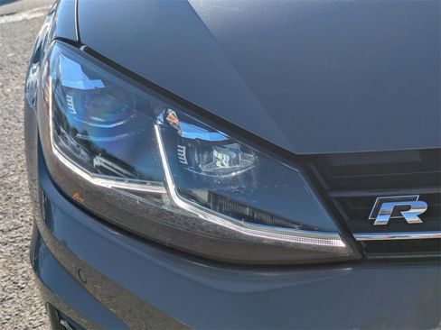 Used 2019 Volkswagen Golf R DCC & Navigation 4Motion image 10