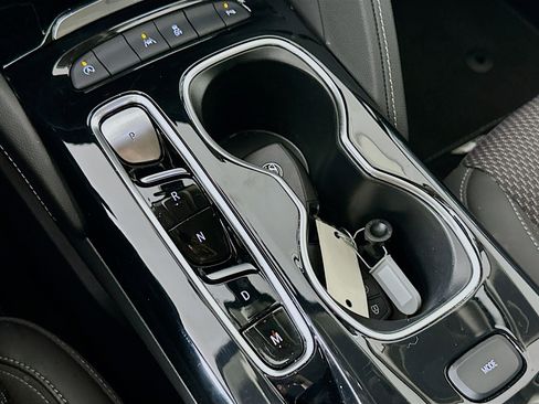 Used 2022 Buick Envision Preferred image 24