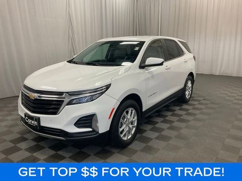 Used 2023 Chevrolet Equinox LT w/ Driver Convenience Package AWD/4WD image 3