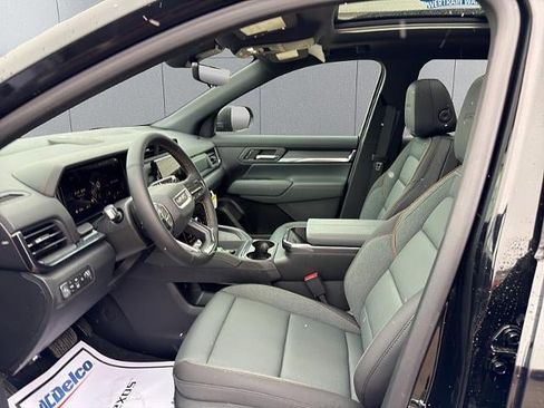 New 2026 GMC Terrain AT4 w/ Convenience Package III image 22