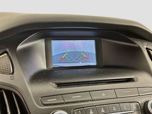 Used 2015 Ford Focus SE FWD image 21