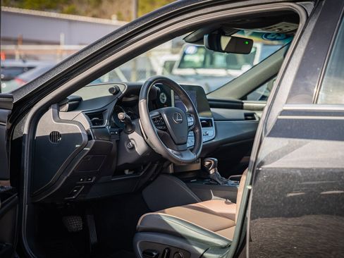 Used 2023 Lexus ES 350 w/ Premium Package image 27