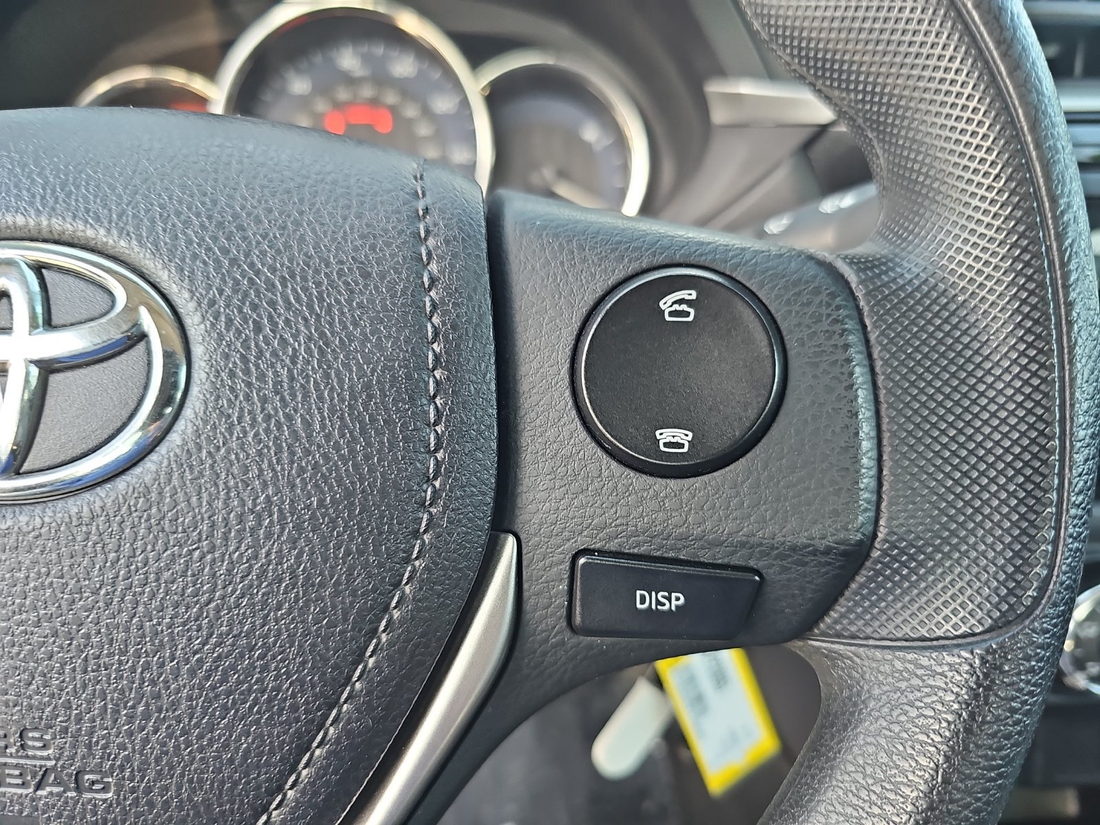 Used 2015 Toyota Corolla L FWD image 17