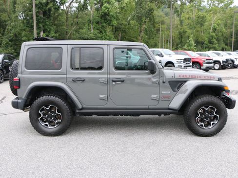 Used 2020 Jeep Wrangler Unlimited Rubicon w/ Quick Order Package 28Y Recon AWD/4WD image 8