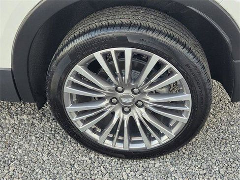 Certified 2024 Cadillac XT4 Premium Luxury image 12