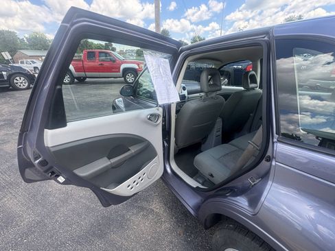 Used 2007 Chrysler PT Cruiser FWD image 20