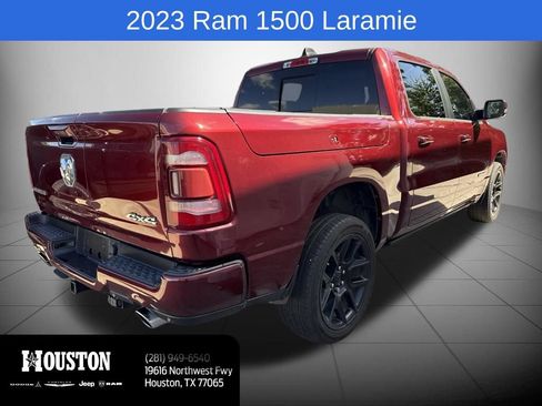 Used 2023 RAM 1500 Laramie AWD/4WD image 5