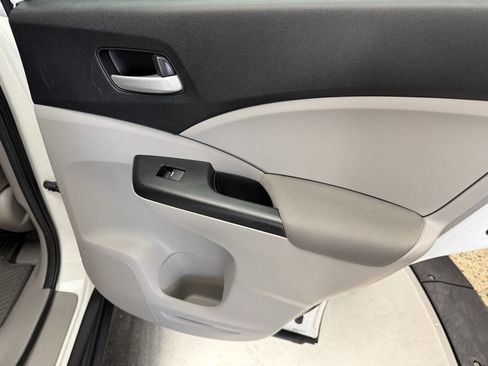 Used 2014 Honda CR-V LX image 21