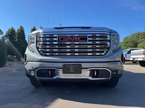 Used 2024 GMC Sierra 1500 Denali AWD/4WD image 5