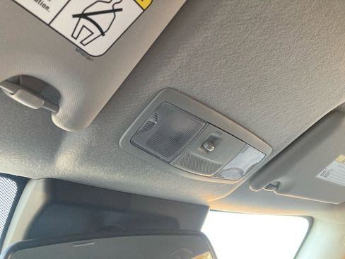 Used 2023 Mitsubishi Outlander Sport ES image 26