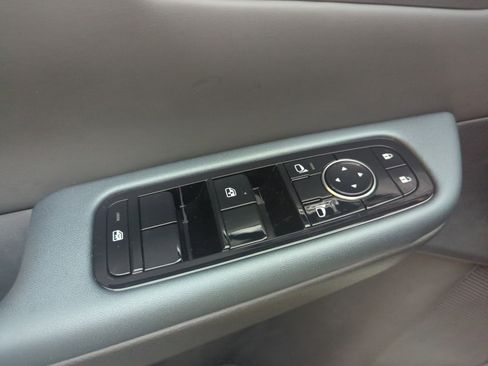 New 2026 Nissan Leaf Platinum+ w/ Cargo Package (Platinum+) image 24