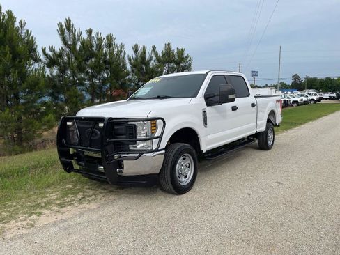 Used 2019 Ford F250 XL w/ Power Equipment Group AWD/4WD image 1