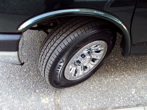 Used 2014 Chevrolet Express 1500 LT w/ LT Preferred Equipment Group image 29