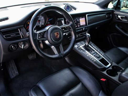 Used 2020 Porsche Macan S image 9
