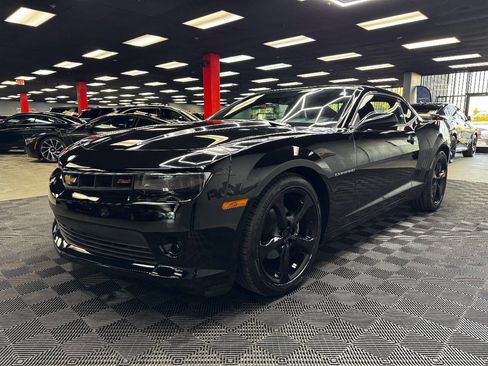 Used 2015 Chevrolet Camaro LT w/ RS Package image 6