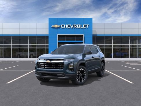 New 2026 Chevrolet Equinox LT w/ Convenience Package II AWD/4WD image 8