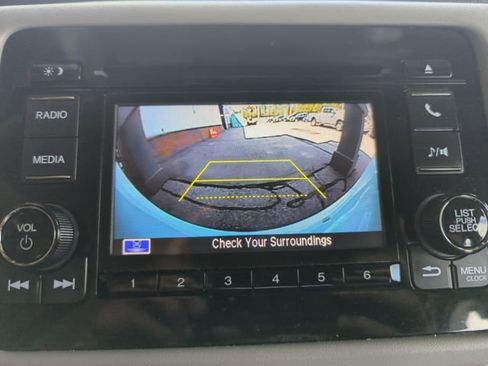 Used 2020 Honda HR-V LX image 23