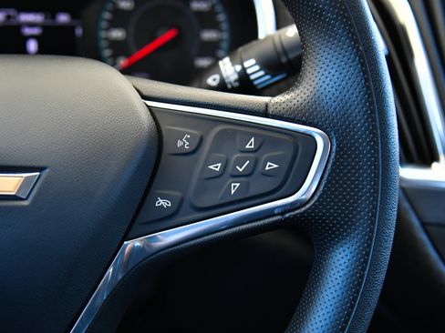Used 2020 Chevrolet Malibu LT FWD image 29