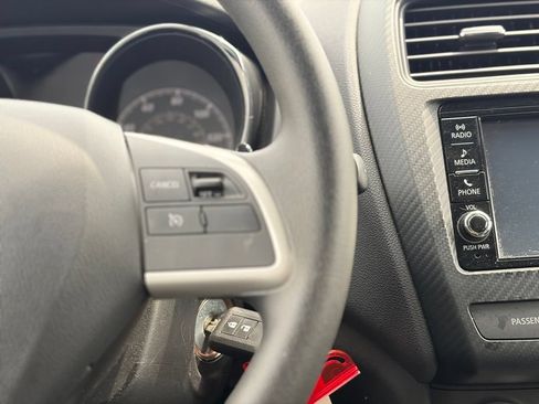 Used 2025 Mitsubishi Outlander Sport AWD image 21