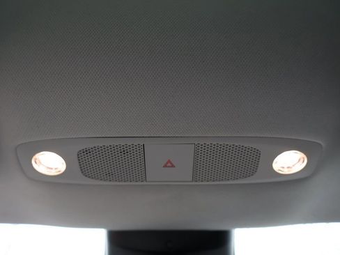 Used 2023 Tesla Model 3 Standard Range image 47