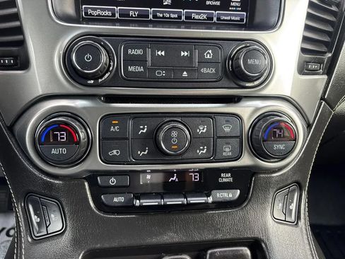 Used 2018 Chevrolet Suburban LT AWD/4WD image 25