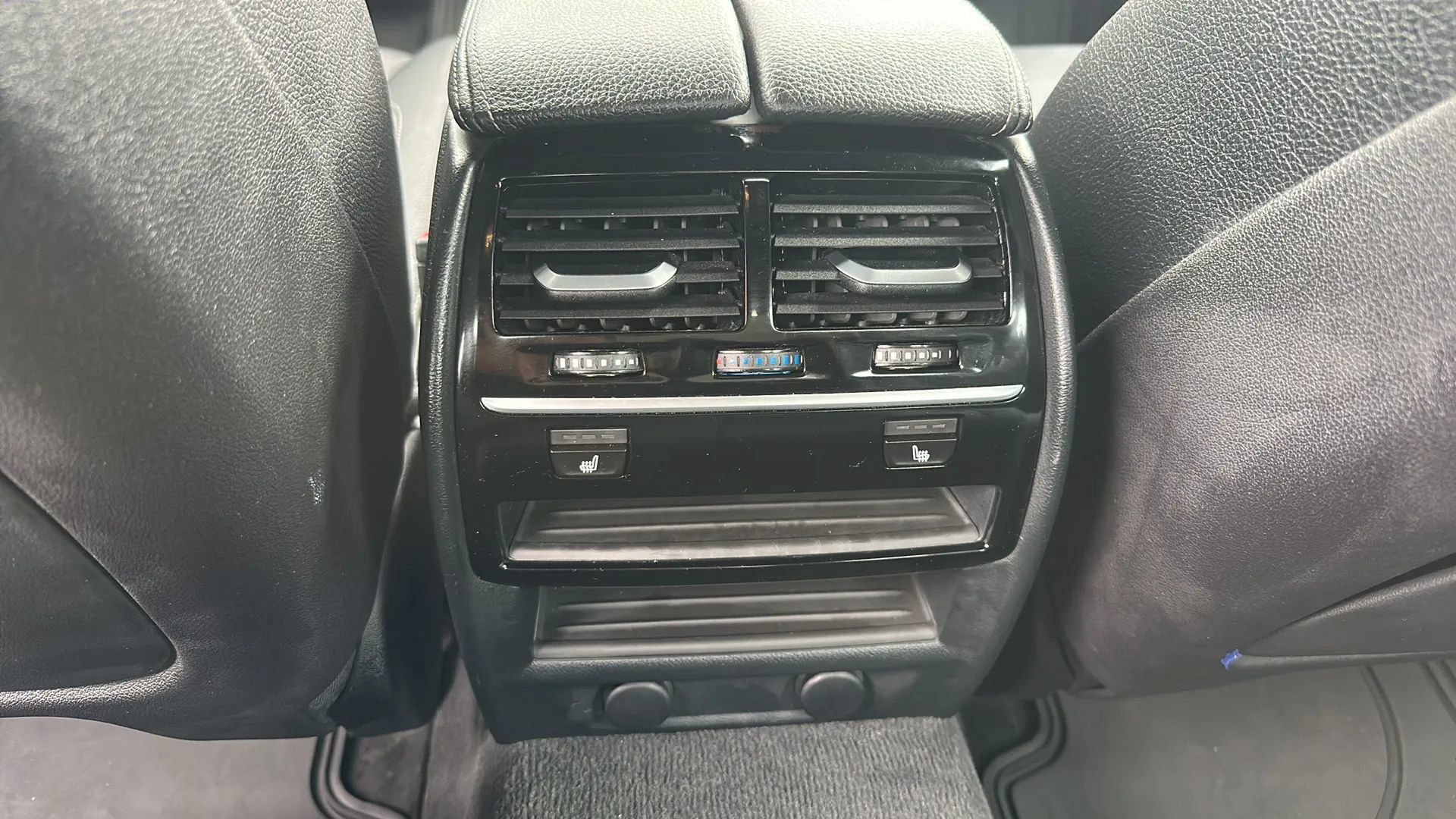 Used 2017 BMW 530i xDrive AWD/4WD image 12