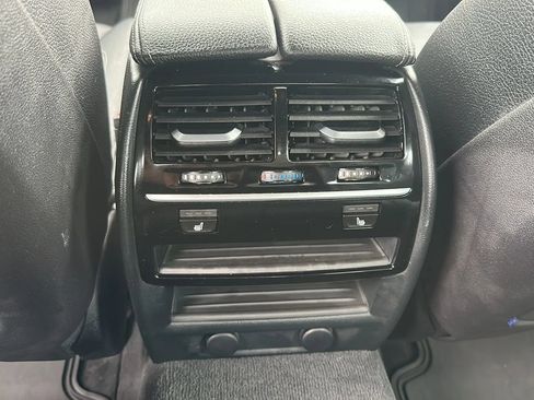 Used 2017 BMW 530i xDrive AWD/4WD image 12