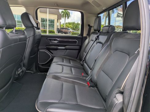 Used 2019 RAM 1500 Laramie RWD image 12