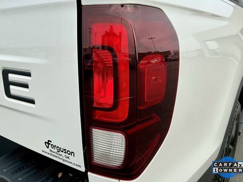 Used 2025 Honda Ridgeline Black Edition image 16