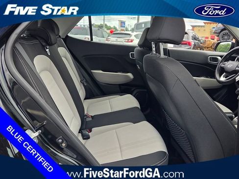 Used 2026 Hyundai Venue SEL FWD image 15